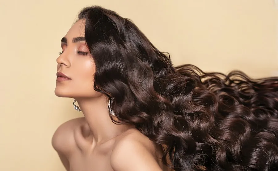 Rich brunette waves